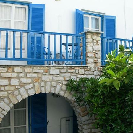 Aegeon Pension Parikia (Paros) Bagian luar foto