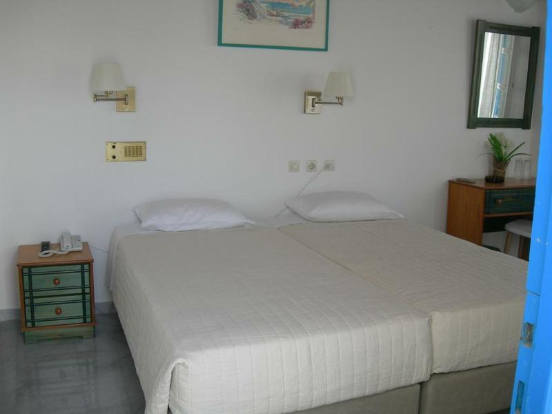 Aegeon Pension Parikia (Paros) Bagian luar foto